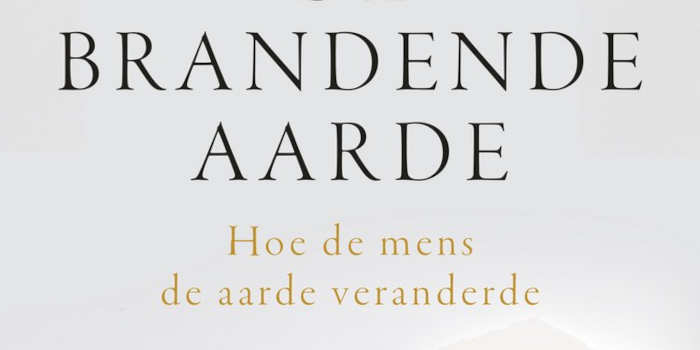 De brandende aarde boek van Sunil Amrith