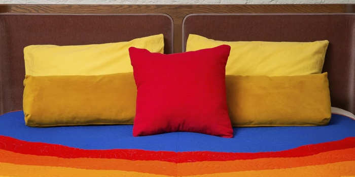 Retro Quilts Maude MacDonald Book with 15 Modern Designs with a Vintage Vibe